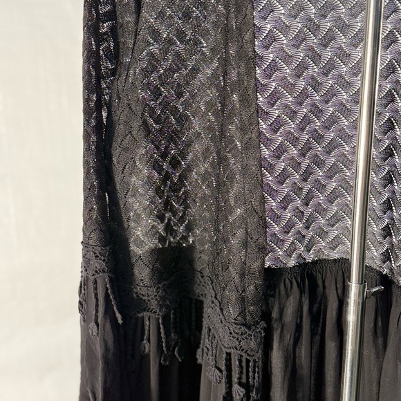 She + Sky Black and Silver Patterned Jacket - Picture 4 of 5